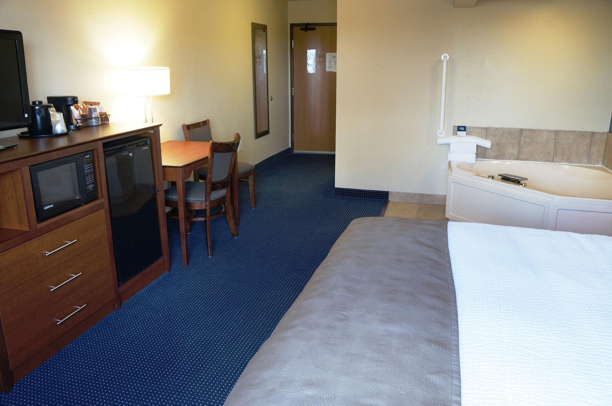 Americinn By Wyndham Форт Додж Екстериор снимка