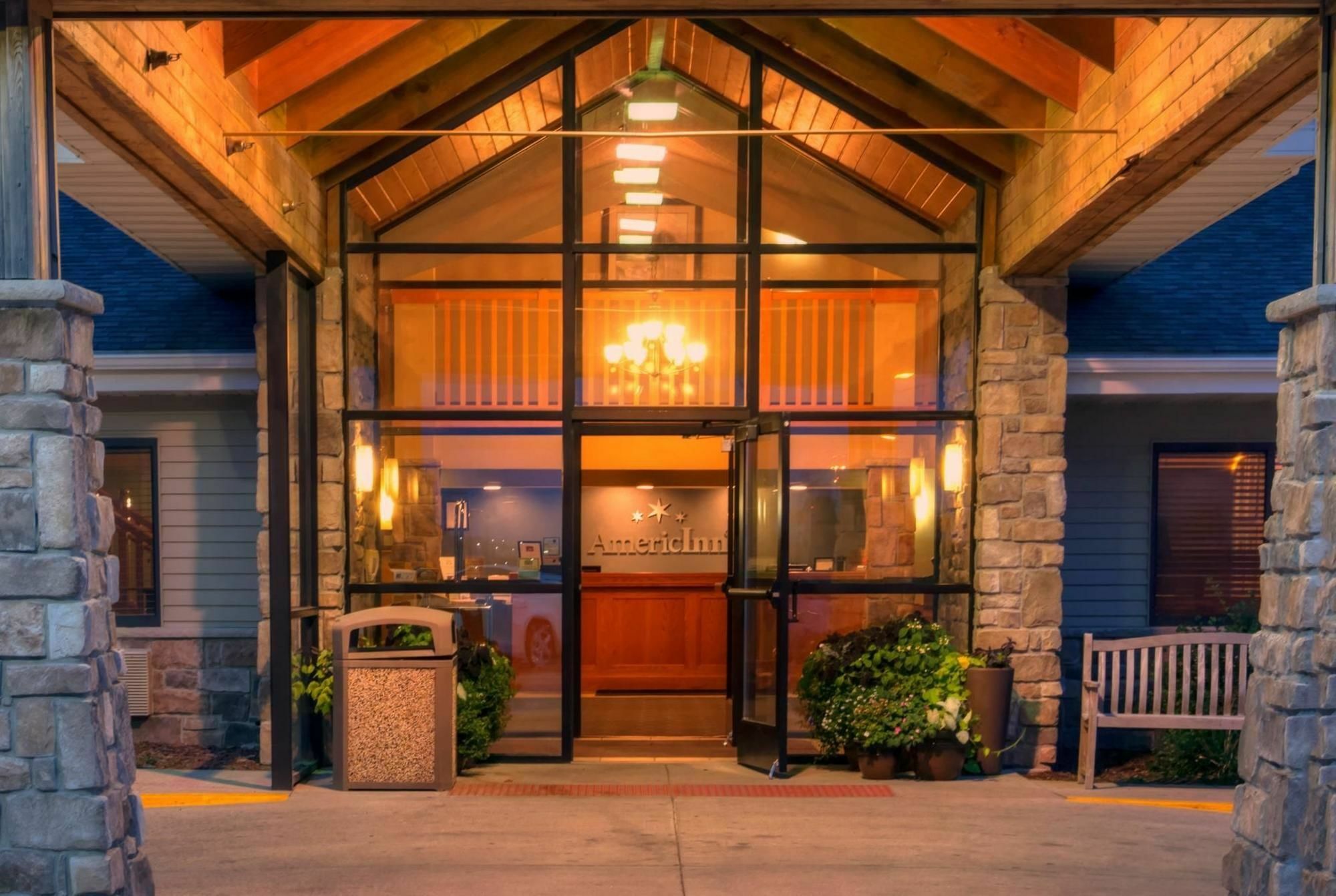 Americinn By Wyndham Форт Додж Екстериор снимка